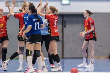 Bild 31 - wBJ TSV Ellerbek - TSV Uetersen : Ergebnis: 15:10